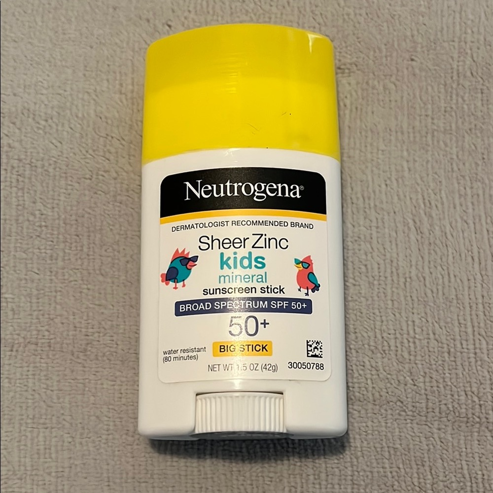 NWT Neutrogena Kids Mineral Sunscreen Stick SPF 50